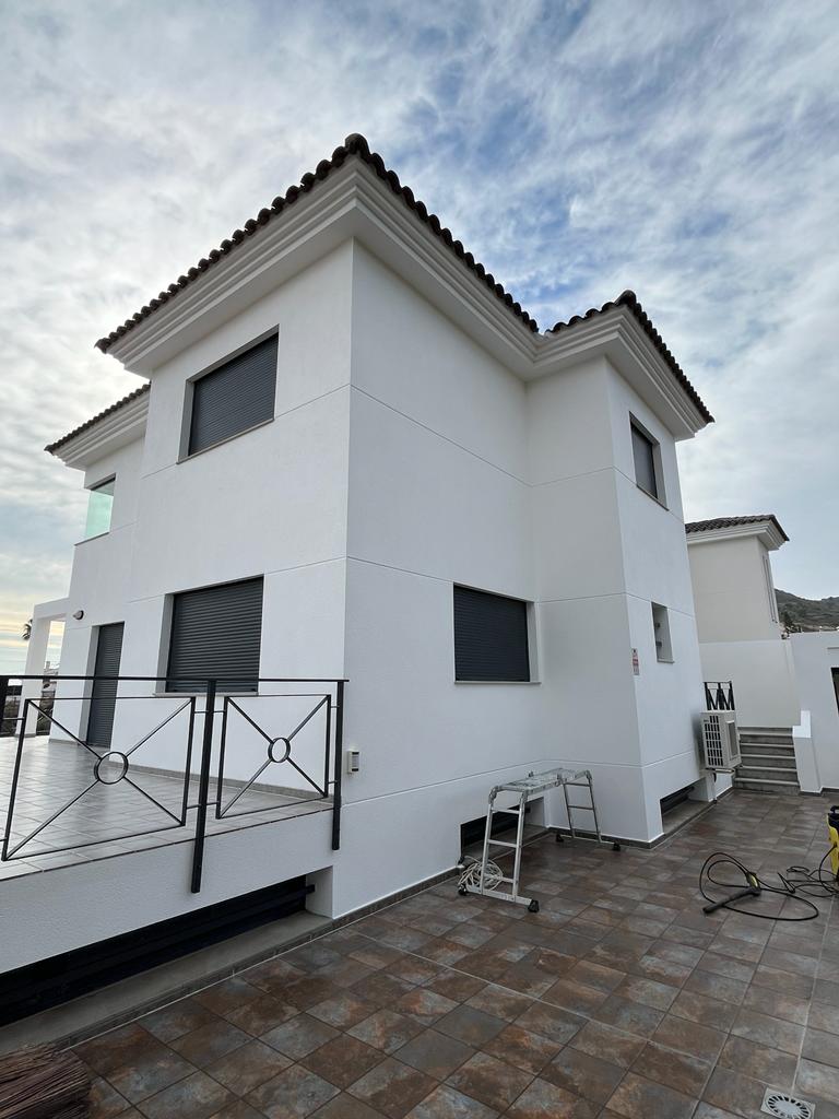 How to Choose the Right Colour for Your House in Spain